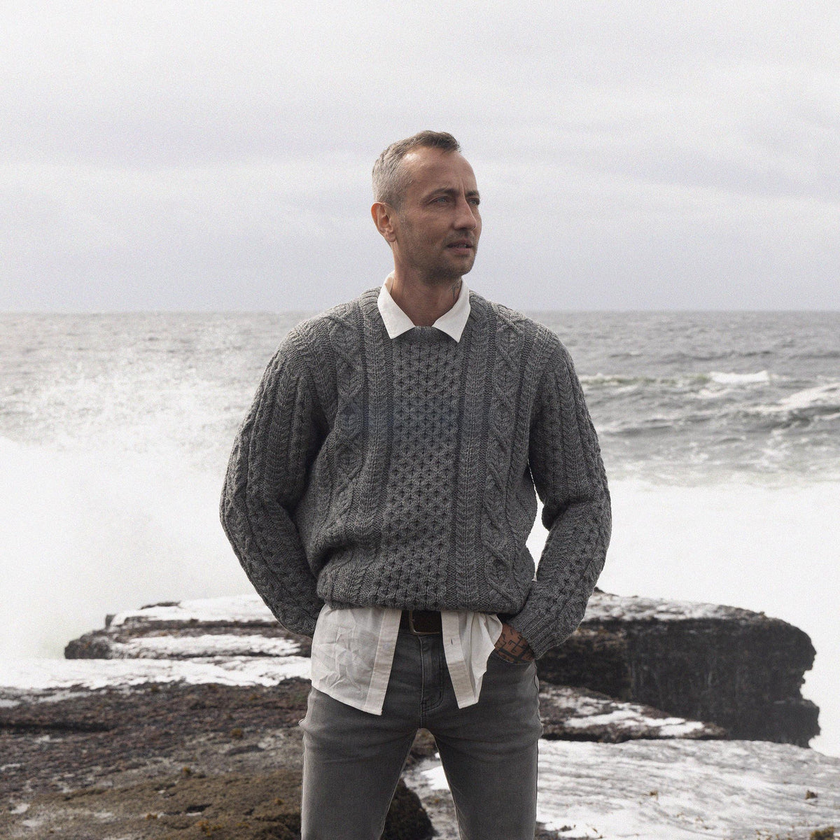 B222G CARTER ARAN WOOL REGULAR FIT JUMPER GREY