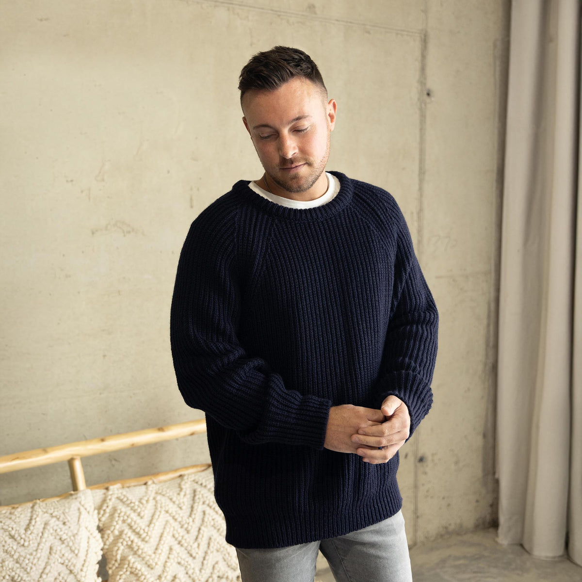 PK777N MERINO WOOL FISHERMANS RIB OVERSIZE JUMPER NAVY