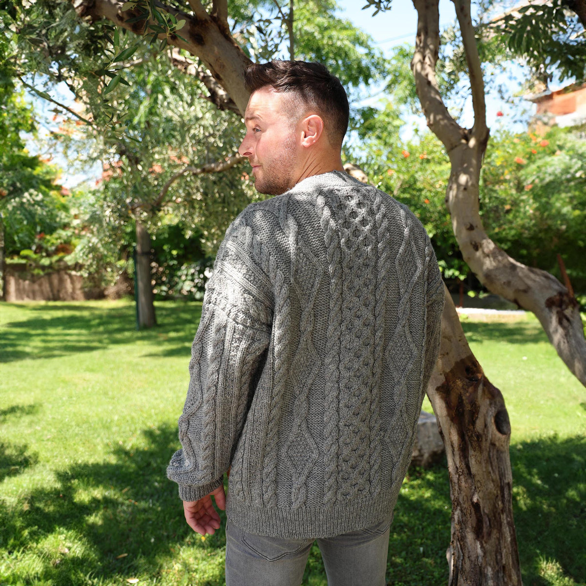 VG111G PURE WOOL ARAN CARDI IN GREY