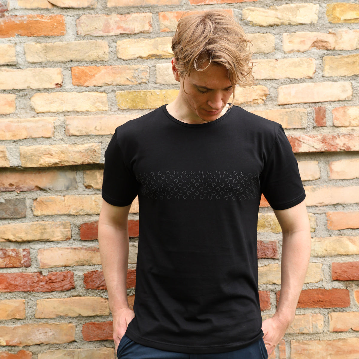 CC111B SMALL C LOGO COTTON TEE SLIM FIT BLACK